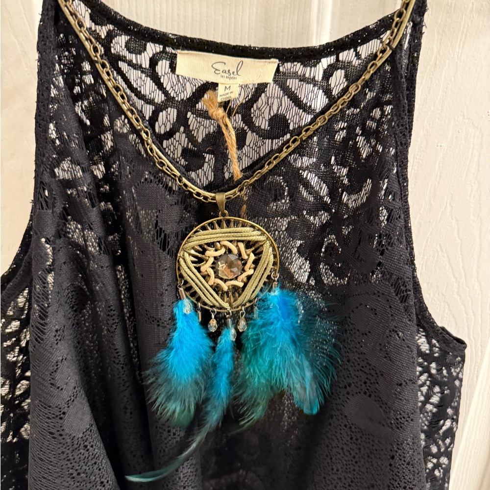 NWT M Easel Black Lace Top Tassel Fringe Boho Festival Feathers Dreamcatcher - Picture 4 of 4